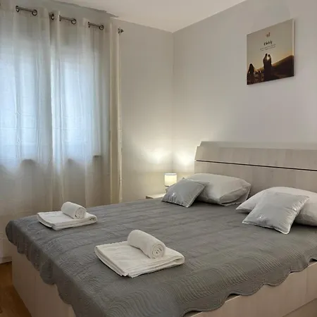 Apartman Volak *